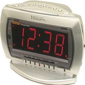 Click here to buy Emerson CKS2235SB Jumbo Display Dual-Alarm Clock Radio with SmartSet Technology Silver by Emerson.