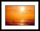 Great American Picture IS852948 Couple Walking During Sunset Framed Photograph