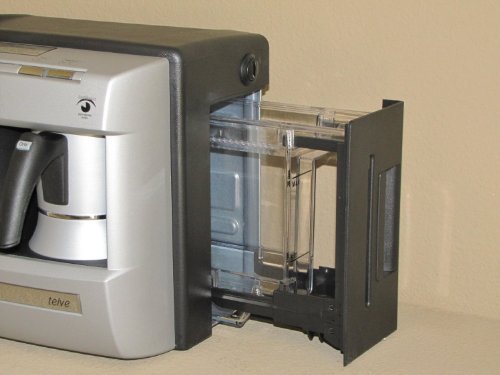 Turkish Coffee Machine with Water Reservior (Serves 4 People)<br />220V only, Needs a 110V-220V (min 1500W) converter to work on US outlets. Do not plug in directly to a US outlet.