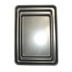 Chicago Metallic Professional 3-Piece Nonstick Jelly-Roll Pan Set by Chicago Metallic