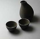 黒伊賀徳利・盃セット　二人用　【瀬戸焼き】