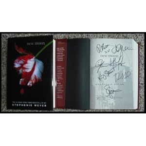New Moon (Twilight Series Book #2)[Bk 2](Reprint Edition)