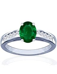 18K White Gold Oval Cut Emerald Ring With Sidestones