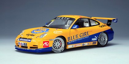 【Amazonの商品情報へ】1/18 レーシングシリーズ ポルシェ 911(996) '05 GT3カップマカオ優勝 #88(イエロー)