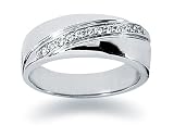 0.12 ctw. Woman's Round Diamond Wedding Band in Platinum