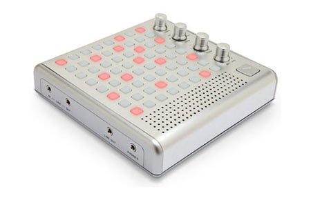 Bliptronic 5000 LED Synthesizer