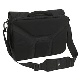 Victorinox Emotion&reg; 4.0 Trek Messenger 17