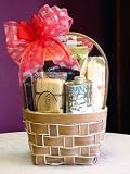 Mother's Weave Wisconsin Gift Basket