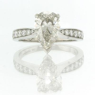 2.89ct Pear Shape Diamond Engagement Anniversary 