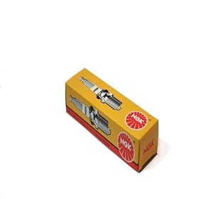 NGK Spark Plug Single Piece Pack for Stock Number 7423 or Copper Core Part No. CR8HS