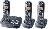 Cover of Panasonic 5.8Ghz Expandable Digital Cordless Answering System - 3 Handset System (KX-TG4323B)
