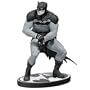 Batman: Black & White Statue: Paul Pope