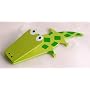 Magnetic wooden animal clip for photos messages or important notes - Crocodile design