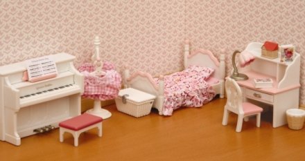 Childrens Toyshop  Toys : Sylvanian Families - Pretty Pink Bedroom Set