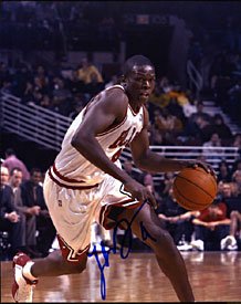 Luol Deng Autographed / Signed Chicago Bulls 8x10 Photo