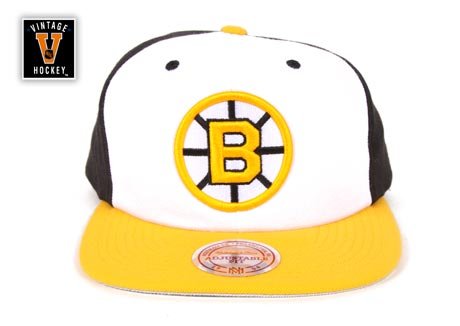 Boston Bruins Vintage Snapback Adjustable Plastic Snap Strap Back Hat / Cap