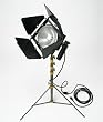Lowel DP Pak, Light Kit with DP Light, 1000w bulb, stand, barndoors