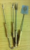 from Kingfisher Set of 3 45cm Barbecue / BBQ Tools with Wooden Handles