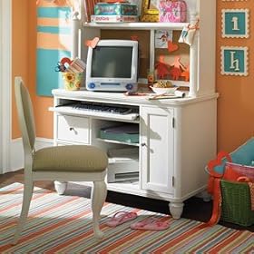 Lea Industries Desk, Hutch, and Chair Set Elation Collection (Platinum Shipping Service) by Lea Industries