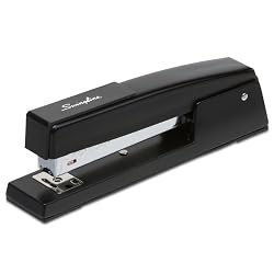 Swingline 747 Black Classic Desk Stapler (S7074701R)