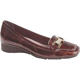 Dominique Crinkle Patent Loafer