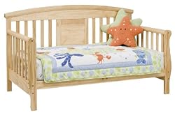 DaVinci Elizabeth II Convertible Toddler Bed in Natural