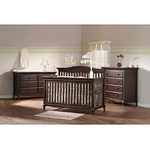 Mantova Two Piece Forever Convertible Crib Set in Chocolate