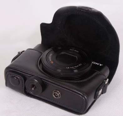MegaGear - Ever Ready Protective Black Leather Camera Case , Bag for Sony DSC-RX100 RX100