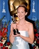 Helen Hunt w/Academy Award 8x10 Photo