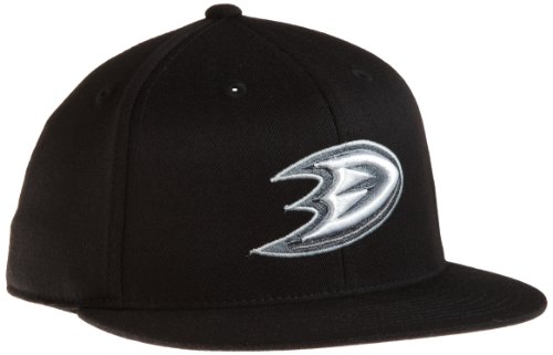 NHL Men's Anaheim Ducks Game Day Black Pro Shape Flat Brim Flex Cap- Tx79Z (Black, Large/X-Large)