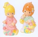 Review Furniture On The Web  / Girlfriends Shopping Salt And Pepper Shakers