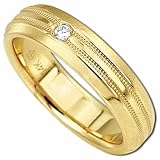 Round Brilliant Cut Diamond in 14Kt. Yellow Gold. Men's Diamond Band