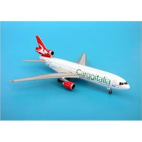 Daron Worldwide Trading GJ27975 Gemini Caroitalia DC-10-30F 1/400