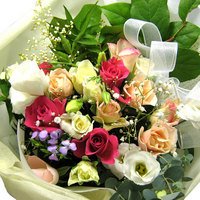 ダイアナ　エレガントブーケ　【生花】【お祝い】記念日】【誕生日】【フラワーギフト】【バラ】