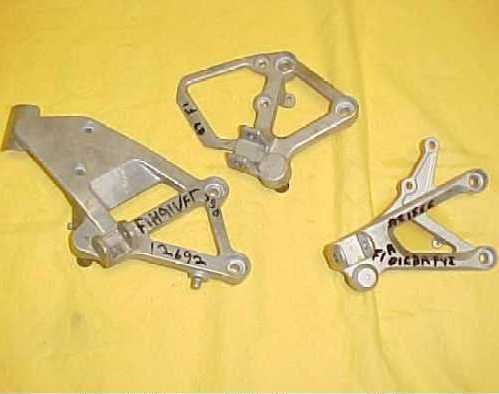 1992 Suzuki GSXR 1100 Gsx-r 1100 Right Front Footpeg Bracket Image 1992 Suzuki GSXR 1100 Gsx-r 1100 Right Front Footpeg Bracket