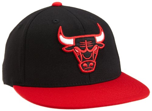 NBA Men's Chicago Bulls Black Flat Brim Flex Hat - Tx83Z, Small/Medium , Black