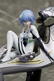 Neon Genesis Evangelion: Ayanami Rei with Entry Plug Interior PVC Figure