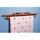 Shaker Quilt Hanger: Woodworking Plan by  the editors of WOOD Magazine
