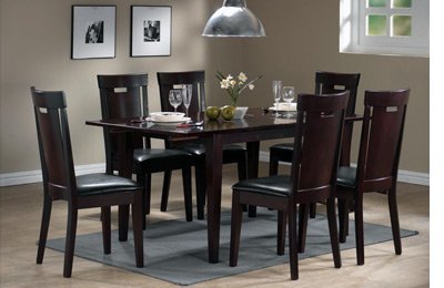 Classic dining room set with Butterfly leaf extension 
