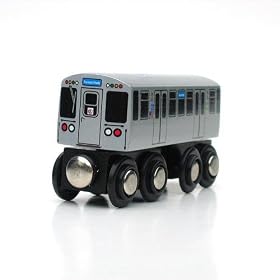 Chicago 'L': CTA Blue Line Train by Munipals
