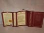 The Essential Everyday Bible Commentary: With the Complete Text of the New King James Versions