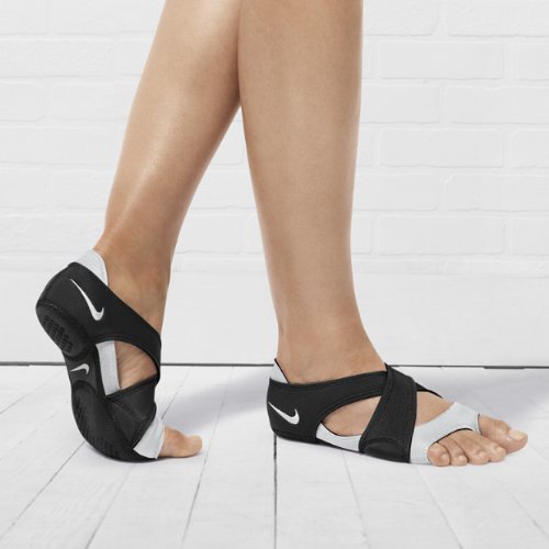 Women's Nike Nike Studio Wrap Women's Training Shoe 605763 001 Black White Pure Platinum