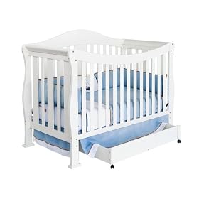 DaVinci Parker Crib in Pearl White by DaVinci