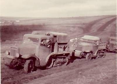 ACE72266 1:72 Ace Aviation Tractor (AFN) Hard Top P-107 U-304(f) MODEL KIT