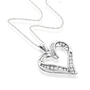 White Gold 1/3 Carat Diamond Heart Pendant For Sale