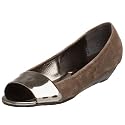 BCBGMAXAZRIA Women's Tarin Peep Toe Demi Flat