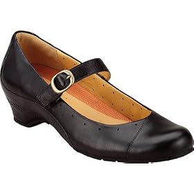 Buy Ladies Uncypress 85284 Clarks England by Clarks