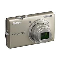 Nikon Coolpix S6200 Digitalkamera (16 Megapixel, 10-fach opt. Zoom, 6,7 cm (2,6 Zoll) Display, HD-Video, bildstabilisiert) silber