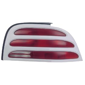 Light – Tail Light For: 1994-1995-1996 Ford Mustang Complete New Aftermarket OEM Replacement