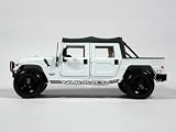 2000 Hummer H1 diecast model car 1:18 scale die cast by Maisto - White